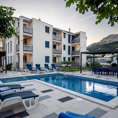 Adorami Apartman Baska (Krk)