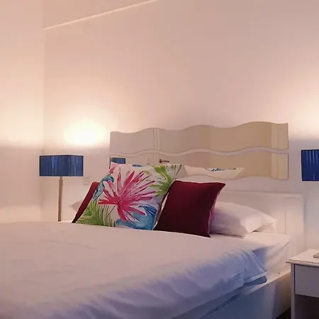 Adorami Apartment