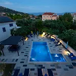 Adorami * Baška