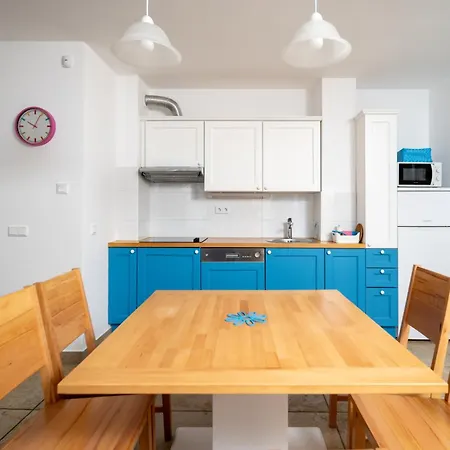 Apartament Adorami *