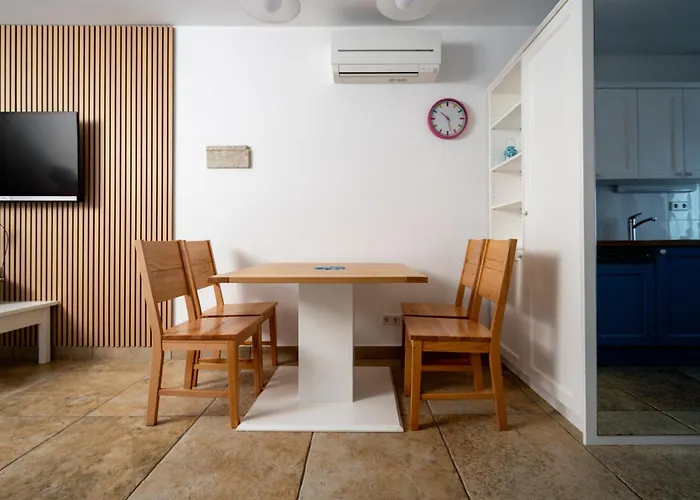 Adorami Apartment *